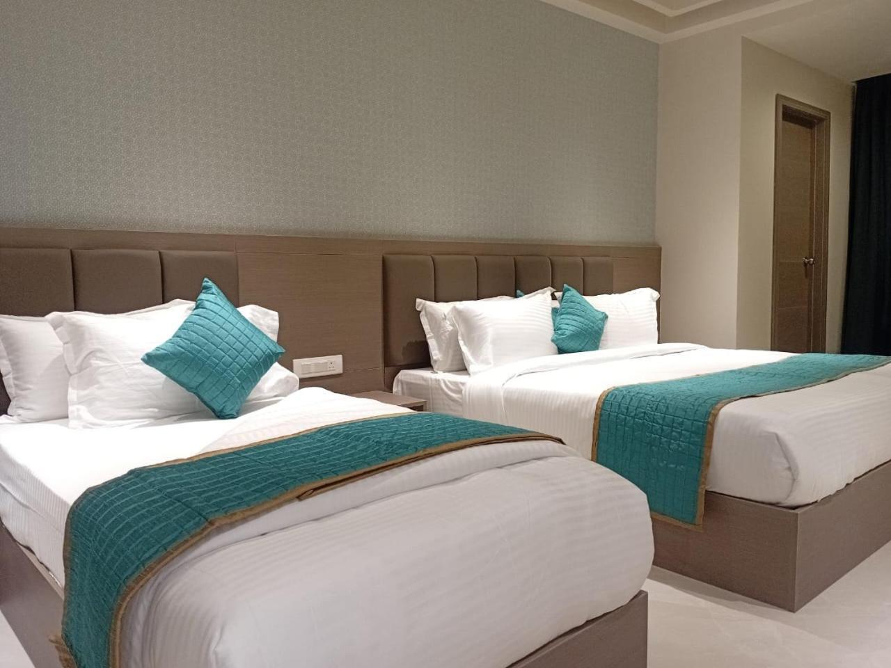 Hotel Shree Ji Inn Kishangarh  Ngoại thất bức ảnh