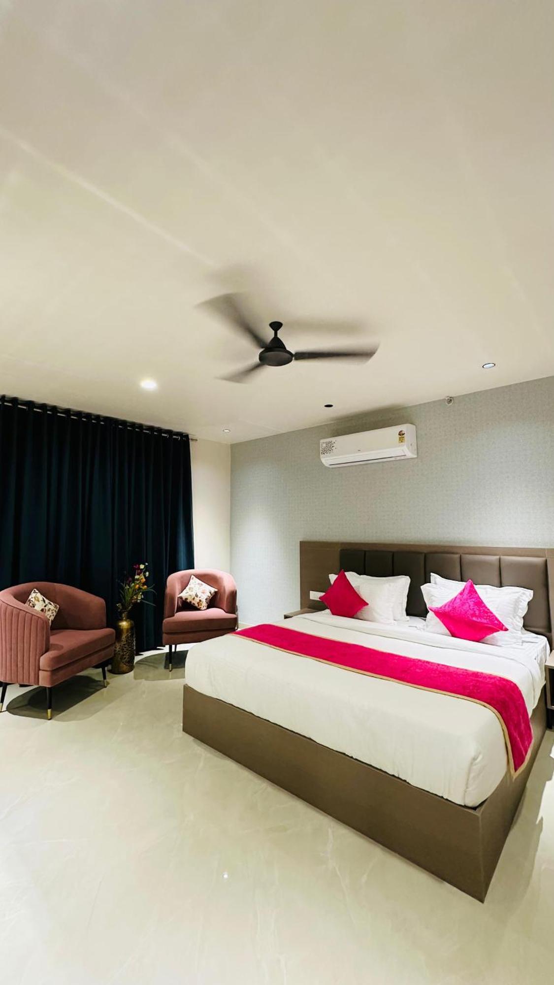 Hotel Shree Ji Inn Kishangarh  Ngoại thất bức ảnh